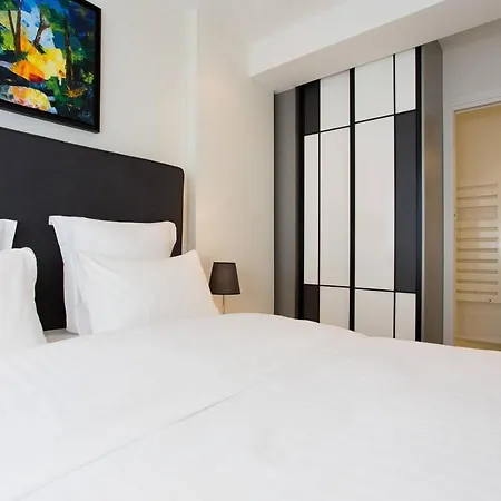Martinez Area: New 2beds/2baths Apartment